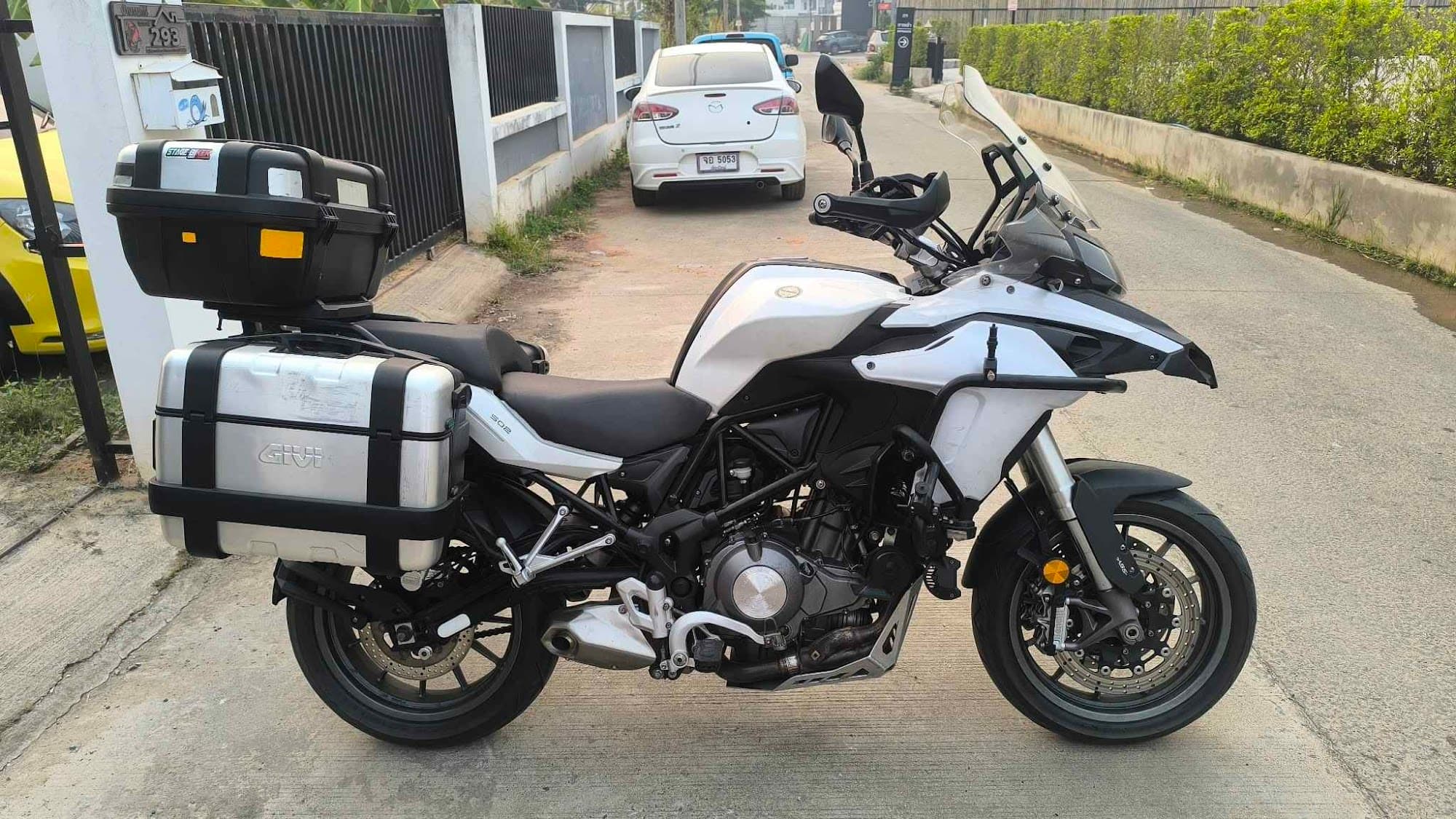 Benelli TRK 502 — photo 2