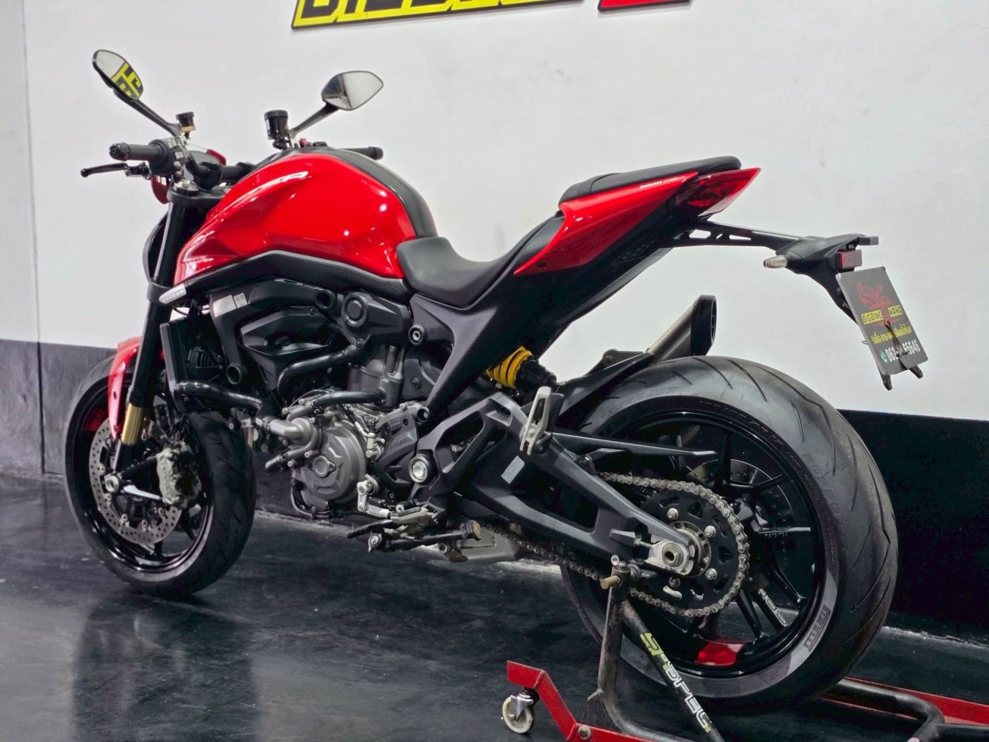 Ducati Monster 821 — photo 7