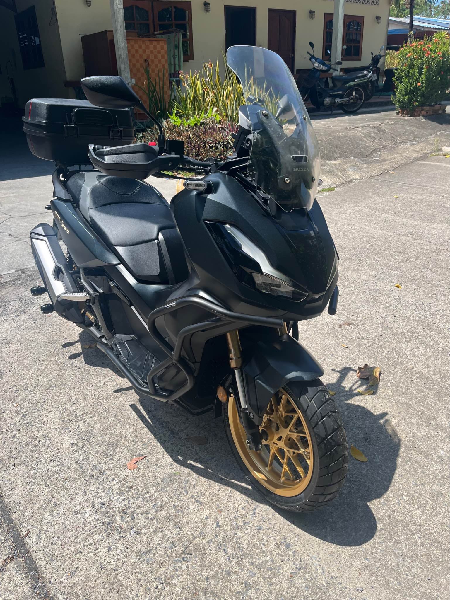 Honda ADV350 — photo 9