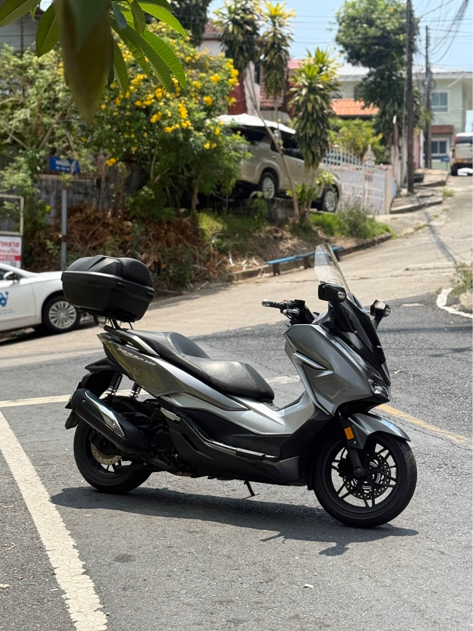 Honda Forza 350 — photo 3
