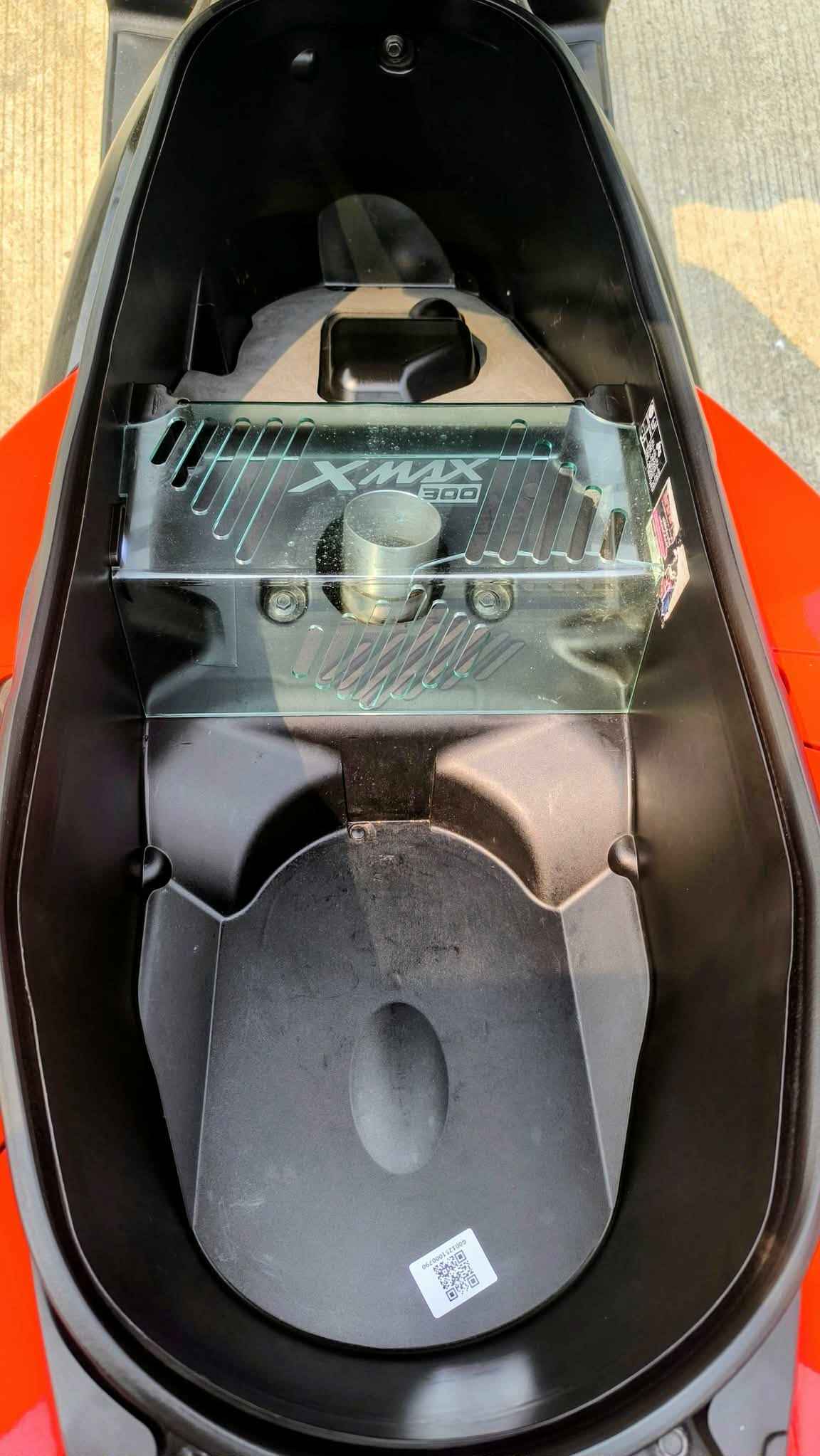 Yamaha XMAX 300 — photo 6
