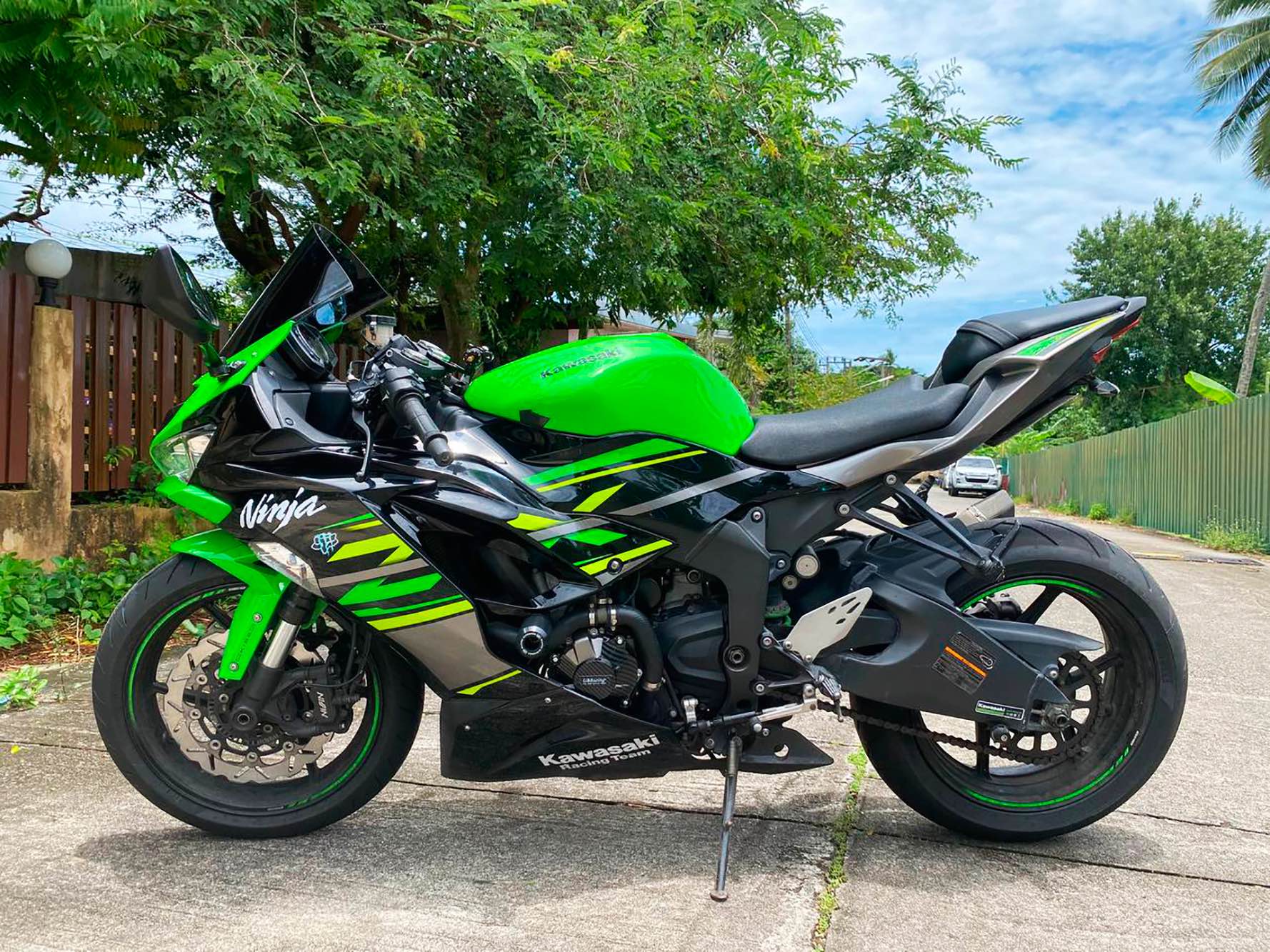 Kawasaki Ninja 650 — photo 3