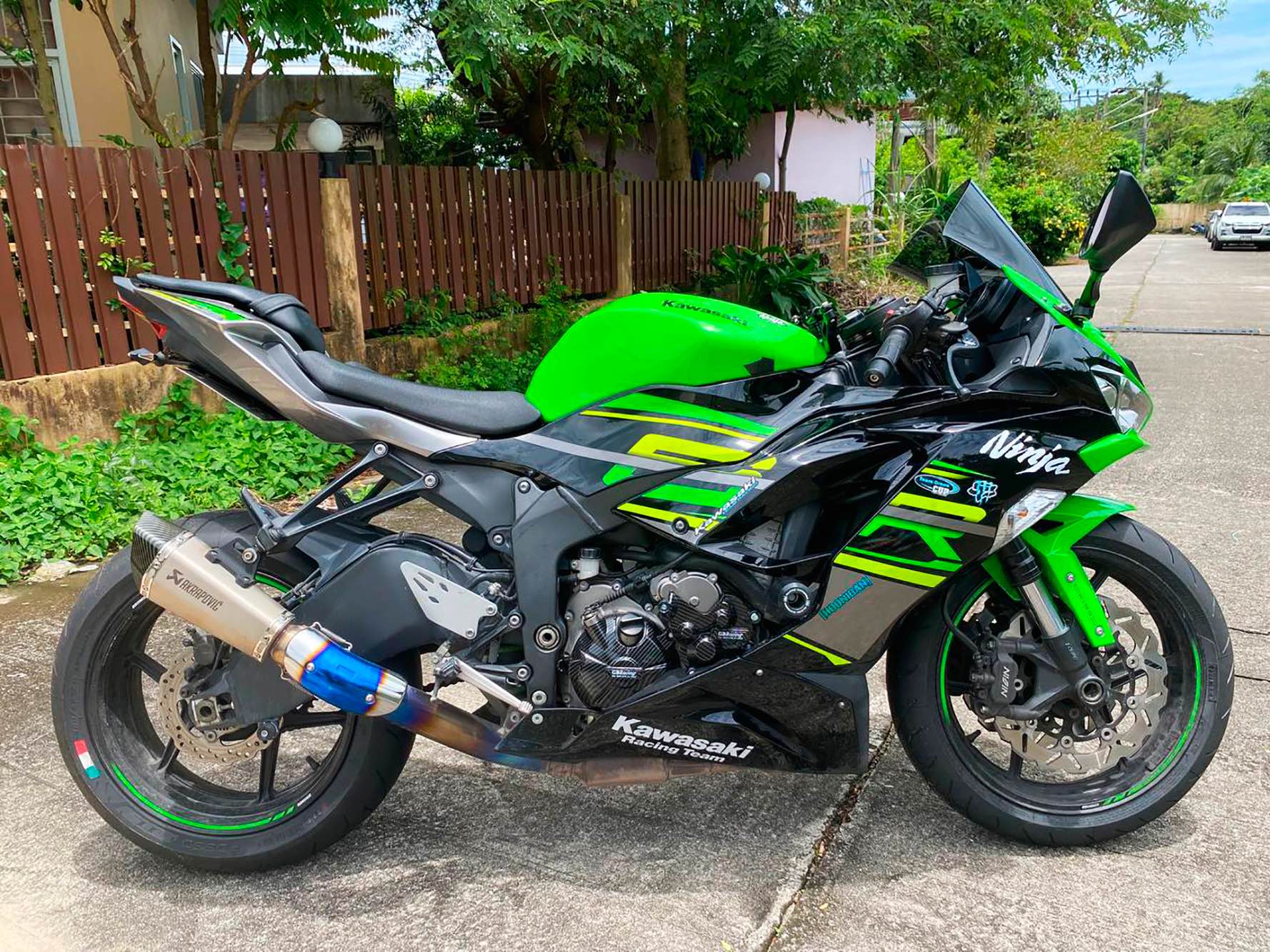 Kawasaki Ninja 650 — photo 4