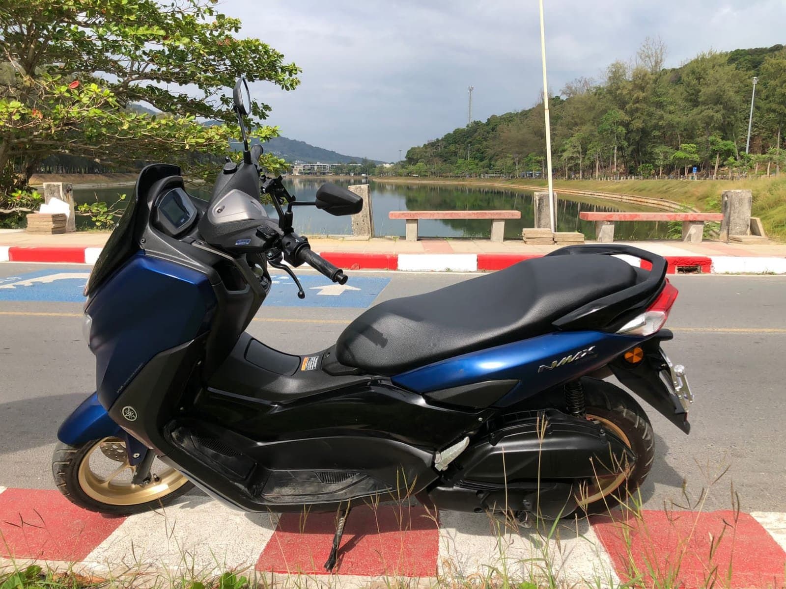 Yamaha NMAX 125 — photo 4